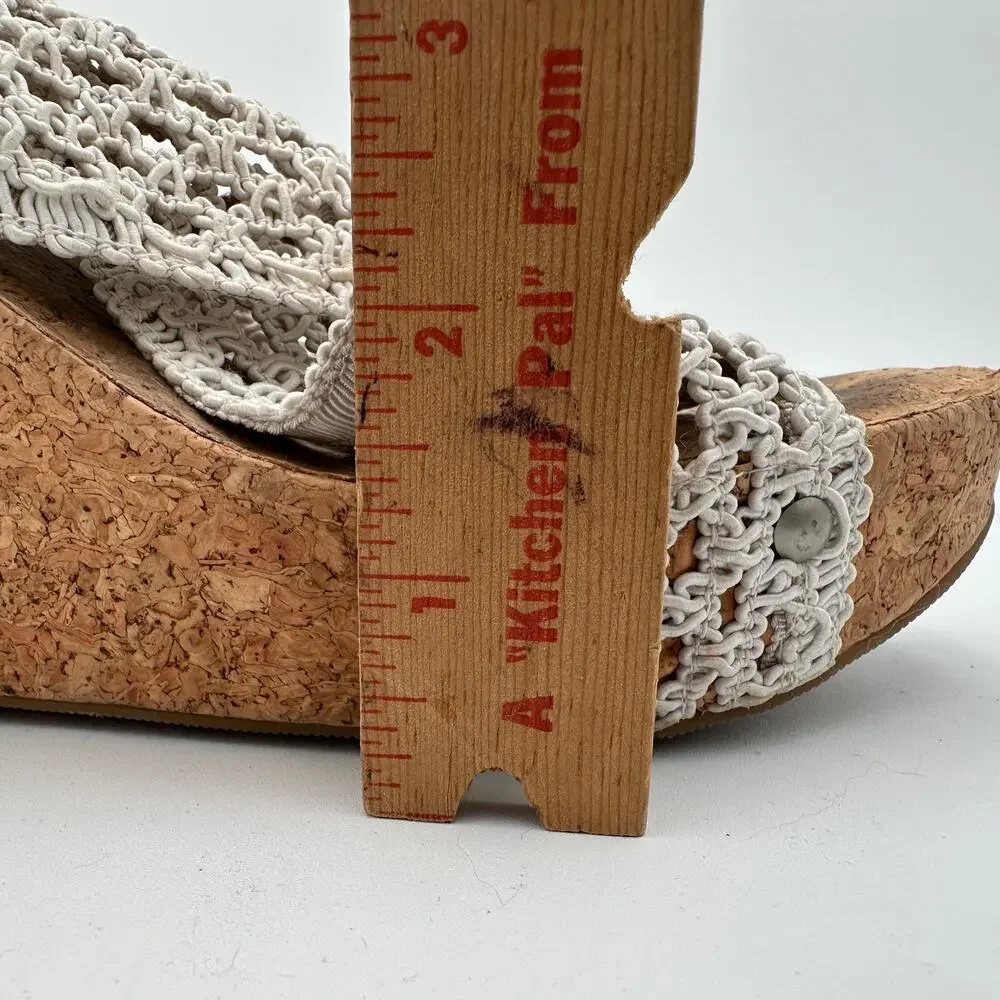 Lucky Brand Macrame Upper Cork Boho Wedge Sandals Womens Size 8.5 Ivory